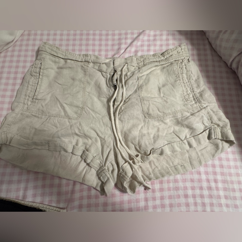 Lou & Grey Beige Drawstring Lounge Shorts